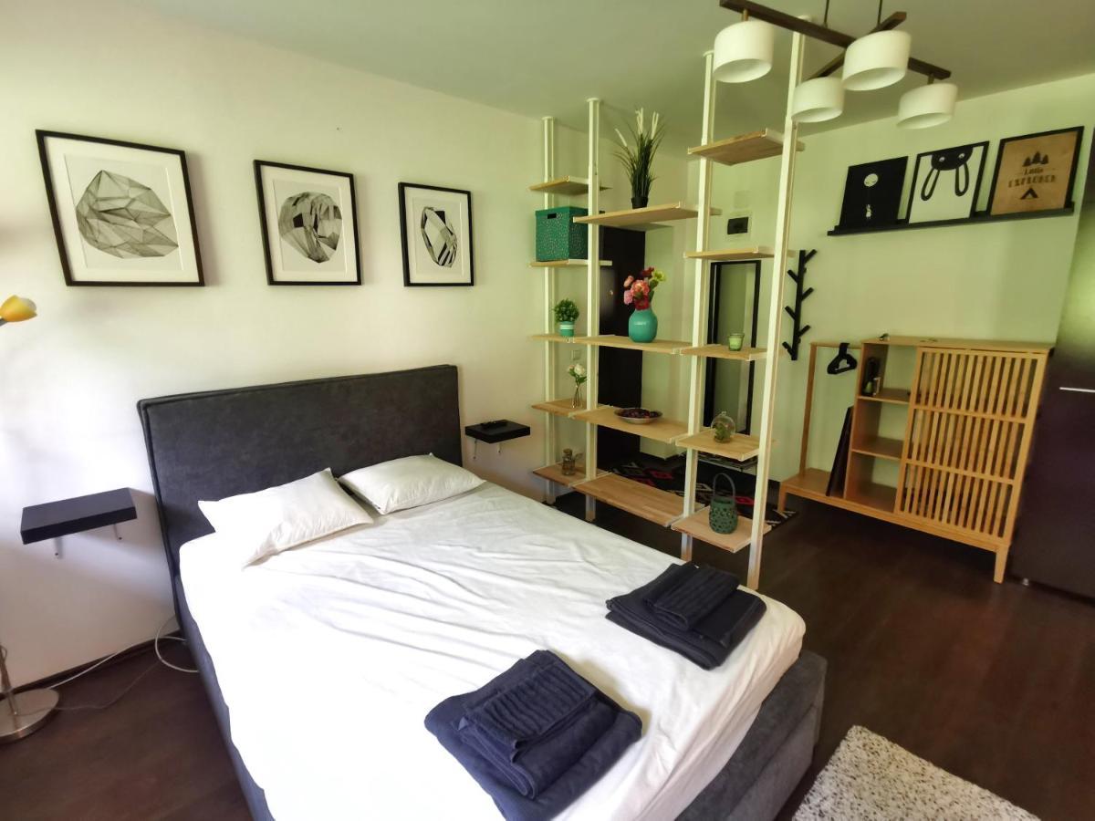 Studio Azuga Extérieur photo